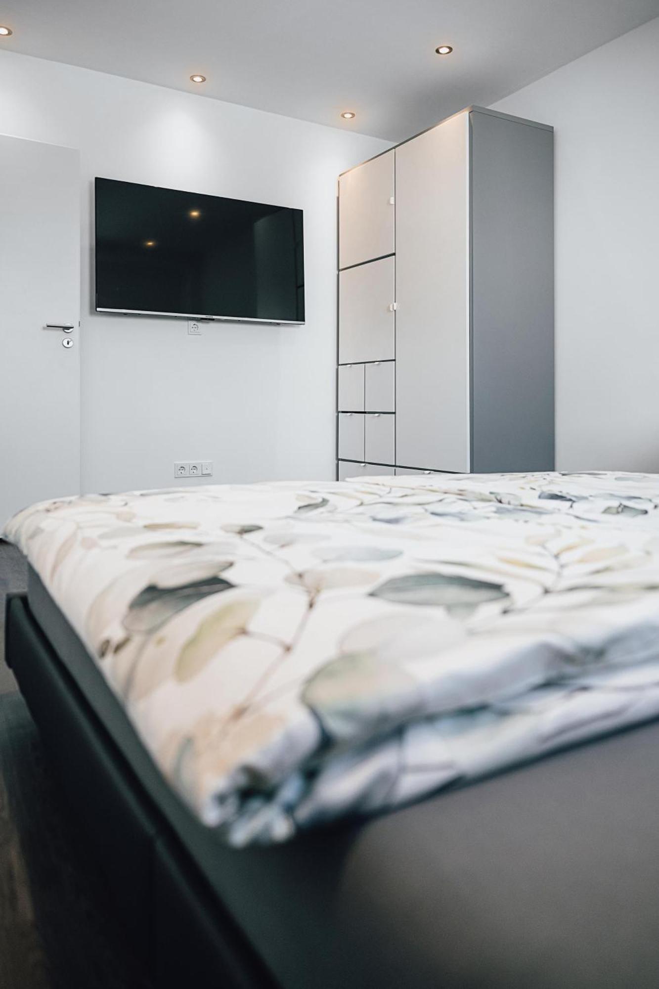 Ferienwohnung Schleicher Mit Klimaanlage Zirndorf Exterior foto